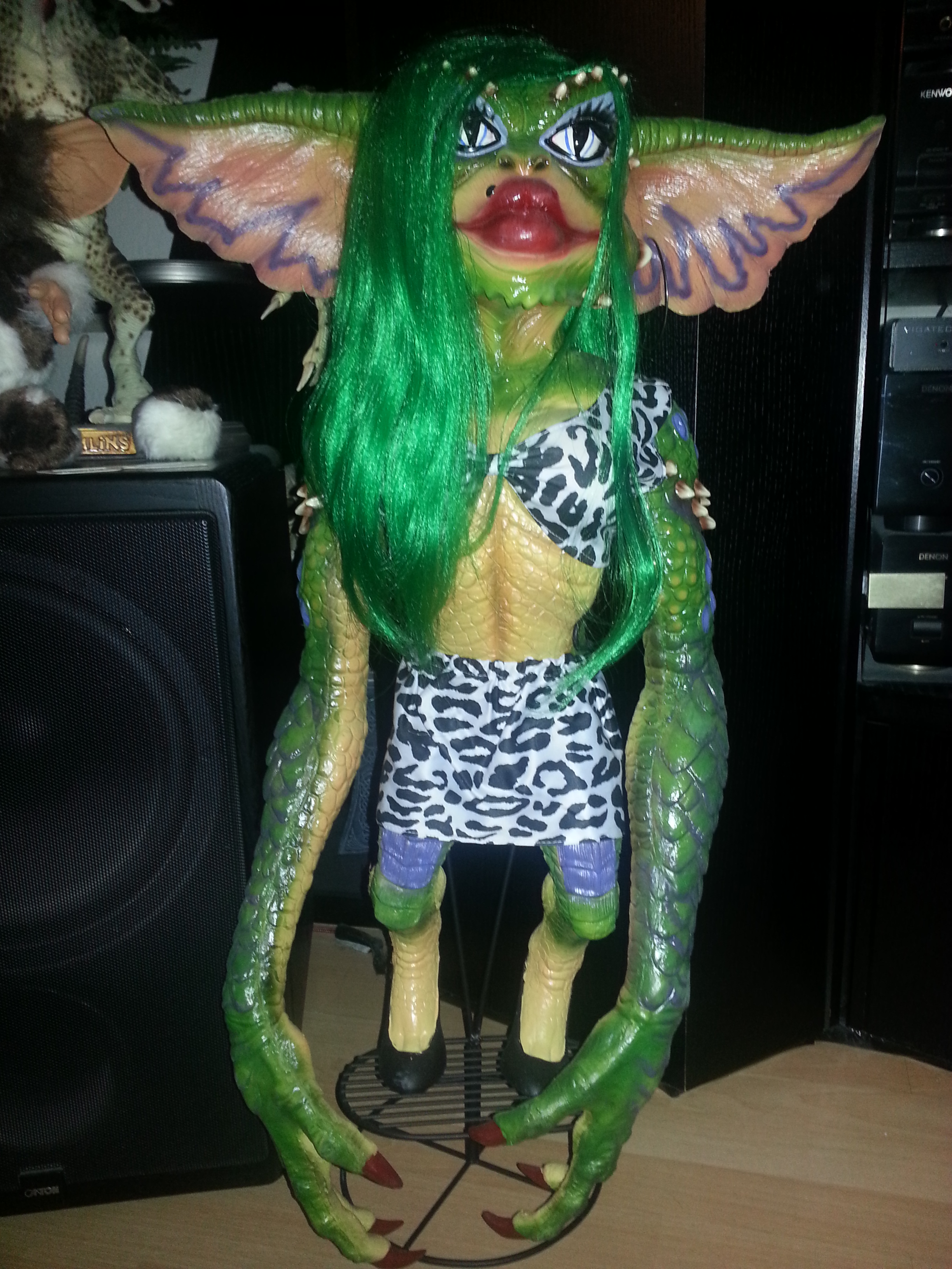 20140709_21495153ce5b190e3cb Greta - The female Gremlin Gremlins Kleine Monster Stunt-Puppe Replika